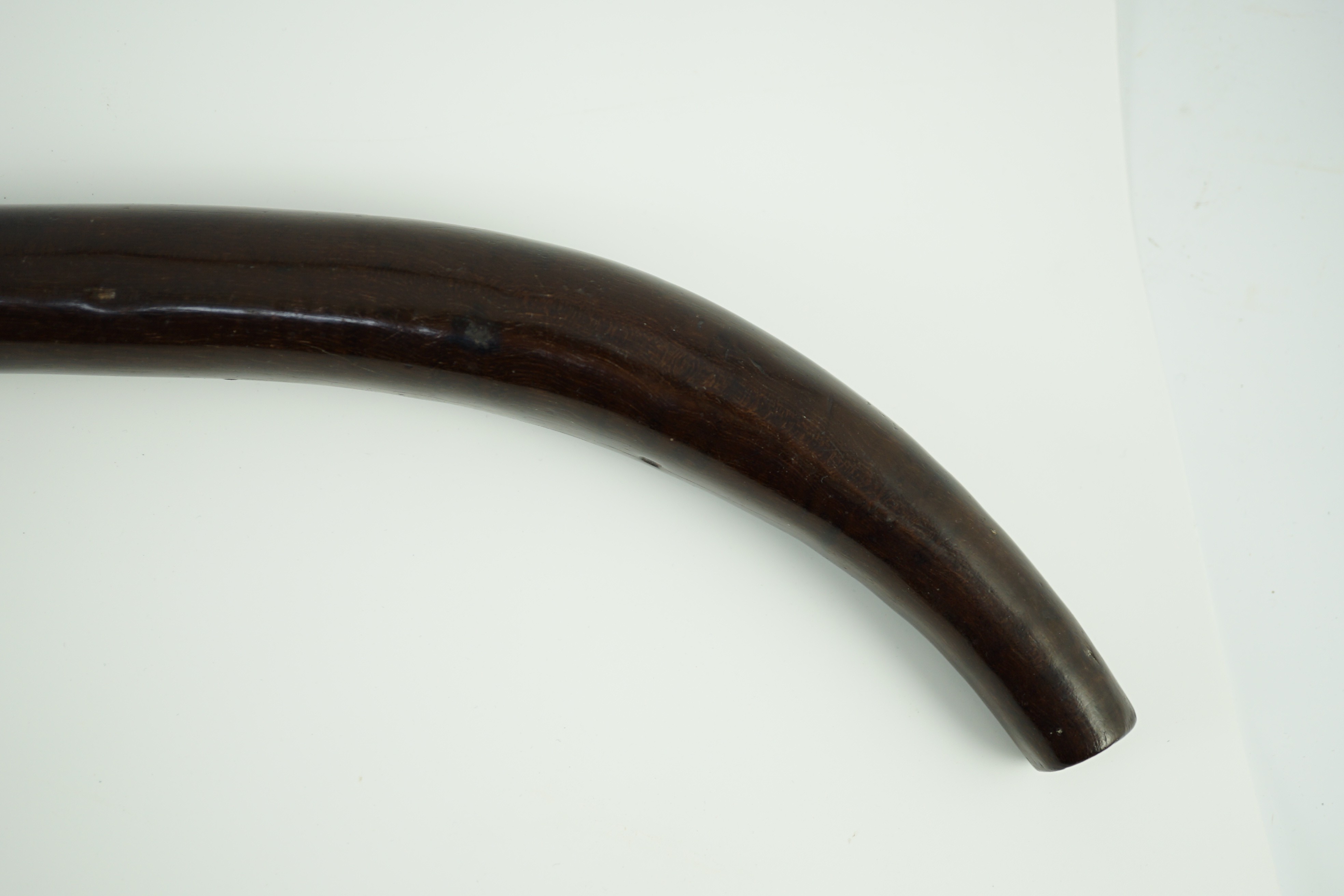 A Fijian curved hardwood dancing club, 62cm long